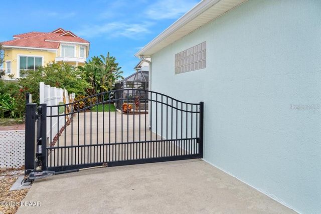 133 BARRIER ISLE DRIVE, Ormond Beach, FL 32176