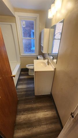 12609 Santa Rosa Drive, Detroit, MI 48238