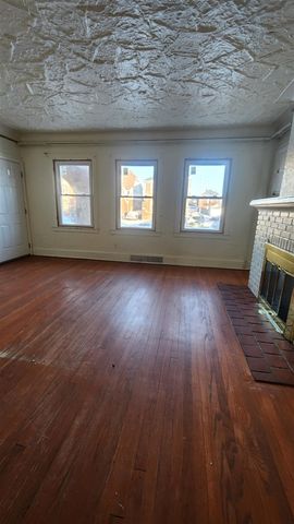 12609 Santa Rosa Drive, Detroit, MI 48238
