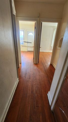 12609 Santa Rosa Drive, Detroit, MI 48238