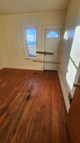 12609 Santa Rosa Drive, Detroit, MI 48238