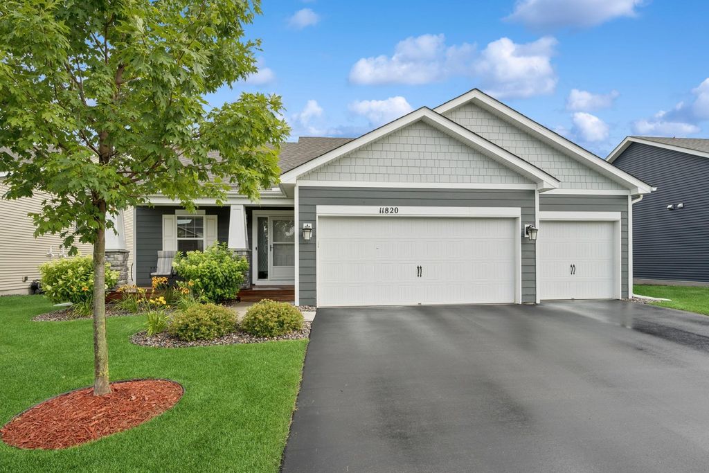 11820 132nd Avenue N, Dayton, MN 55327