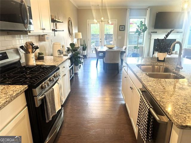 4311 Lanier Park Drive, Sugar Hill, GA 30518