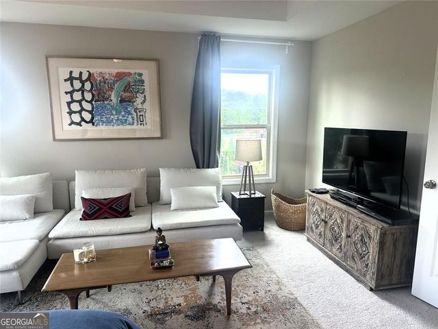 4311 Lanier Park Drive, Sugar Hill, GA 30518