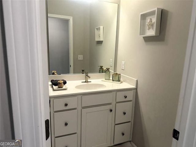 4311 Lanier Park Drive, Sugar Hill, GA 30518