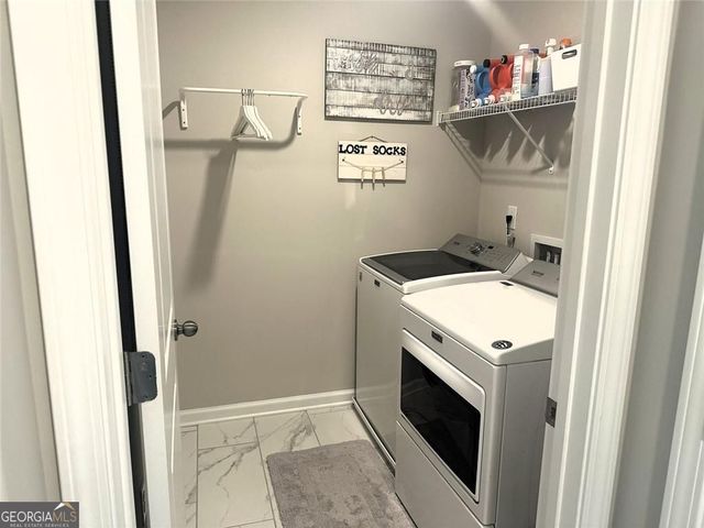 4311 Lanier Park Drive, Sugar Hill, GA 30518