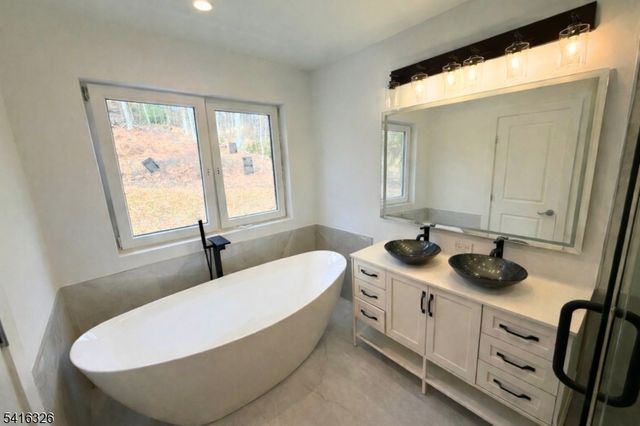 85 Pine Brook Rd, Montville Twp., NJ 07082