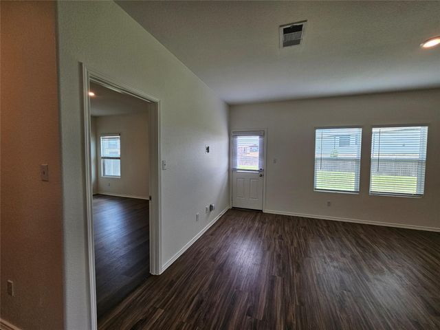 228 Gabriels Bluff DR, Georgetown, TX 78626