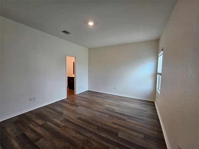 228 Gabriels Bluff DR, Georgetown, TX 78626