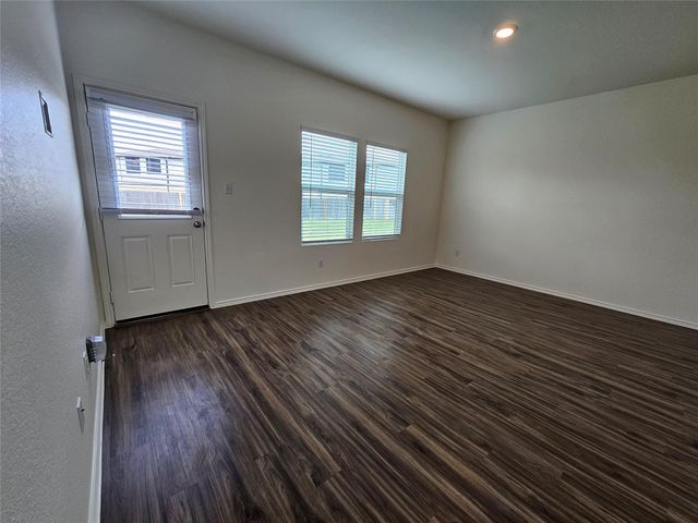 228 Gabriels Bluff DR, Georgetown, TX 78626