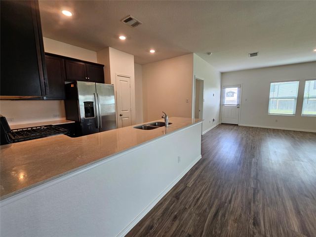 228 Gabriels Bluff DR, Georgetown, TX 78626