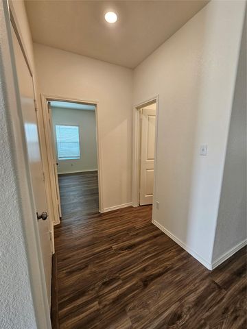 228 Gabriels Bluff DR, Georgetown, TX 78626