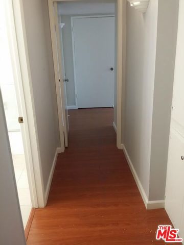 1262 S Barrington Avenue 203, Los Angeles, CA 90025