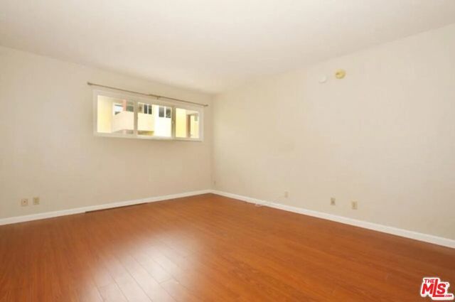 1262 S Barrington Avenue 203, Los Angeles, CA 90025