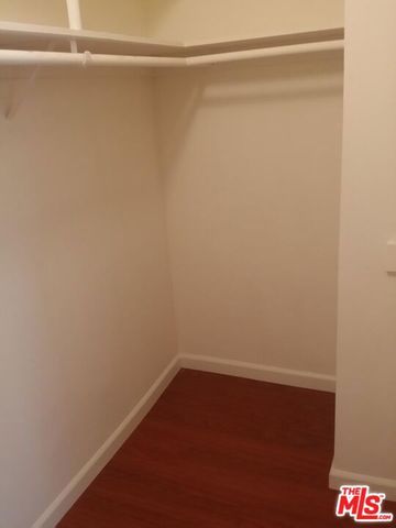 1262 S Barrington Avenue 203, Los Angeles, CA 90025
