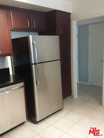 1262 S Barrington Avenue 203, Los Angeles, CA 90025