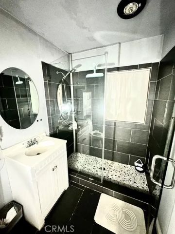 807 E 106th, Los Angeles, CA 90002