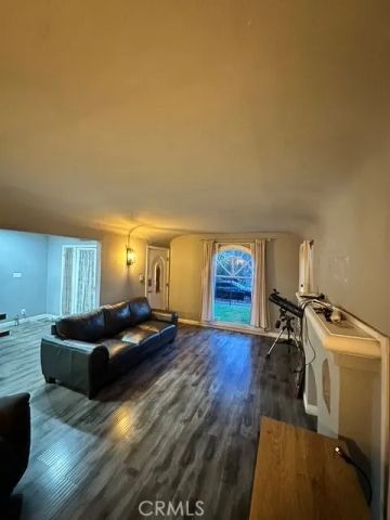 807 E 106th, Los Angeles, CA 90002