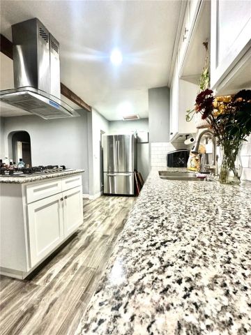 807 E 106th, Los Angeles, CA 90002