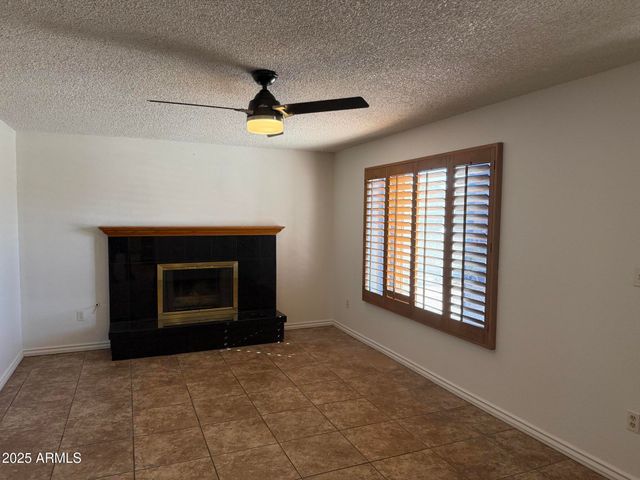 414 E WESTCHESTER Drive, Tempe, AZ 85283