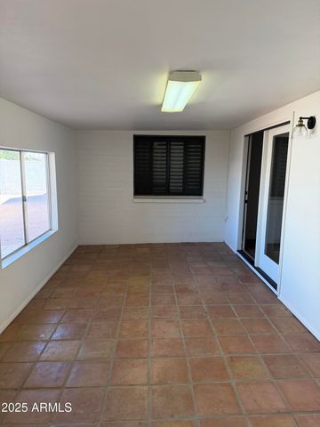 414 E WESTCHESTER Drive, Tempe, AZ 85283