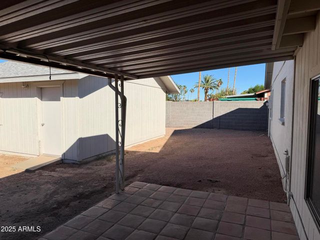 414 E WESTCHESTER Drive, Tempe, AZ 85283