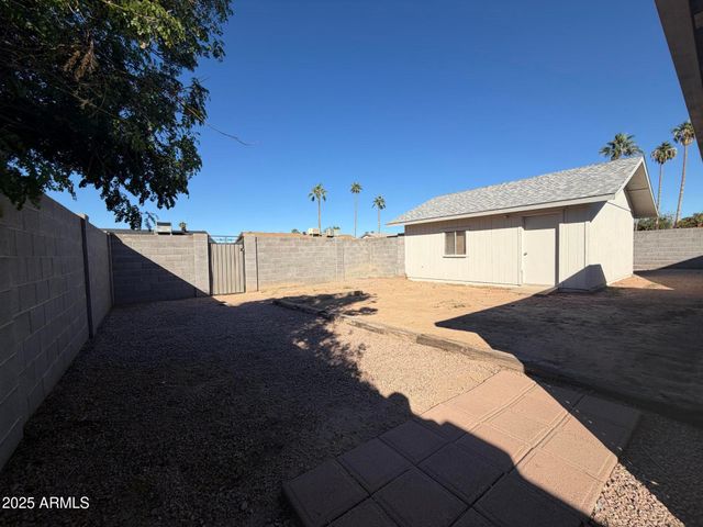 414 E WESTCHESTER Drive, Tempe, AZ 85283