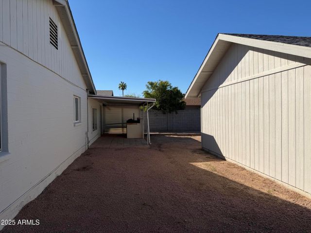 414 E WESTCHESTER Drive, Tempe, AZ 85283