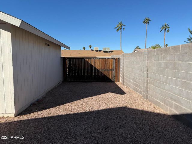 414 E WESTCHESTER Drive, Tempe, AZ 85283