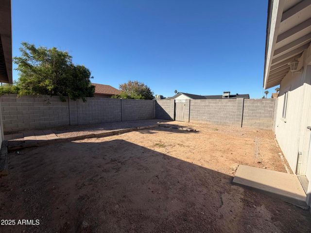 414 E WESTCHESTER Drive, Tempe, AZ 85283