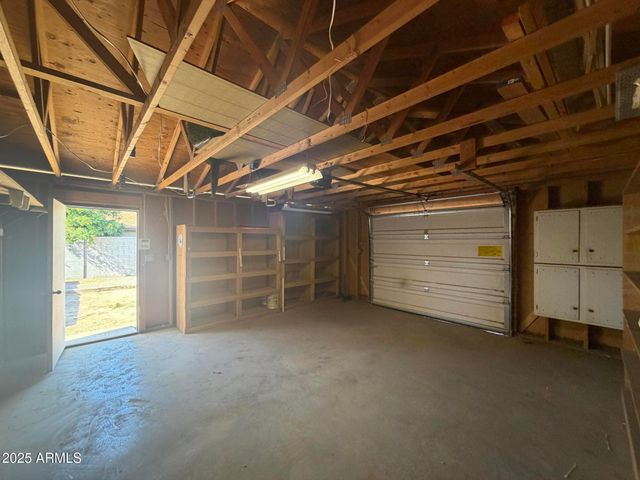 414 E WESTCHESTER Drive, Tempe, AZ 85283