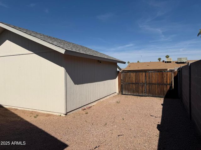 414 E WESTCHESTER Drive, Tempe, AZ 85283