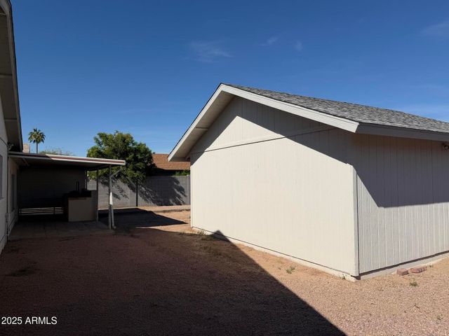 414 E WESTCHESTER Drive, Tempe, AZ 85283