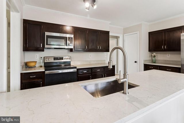 10233 GAINSBOROUGH, Potomac, MD 20854