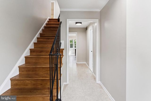 10233 GAINSBOROUGH, Potomac, MD 20854