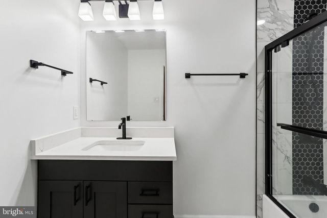 10233 GAINSBOROUGH, Potomac, MD 20854