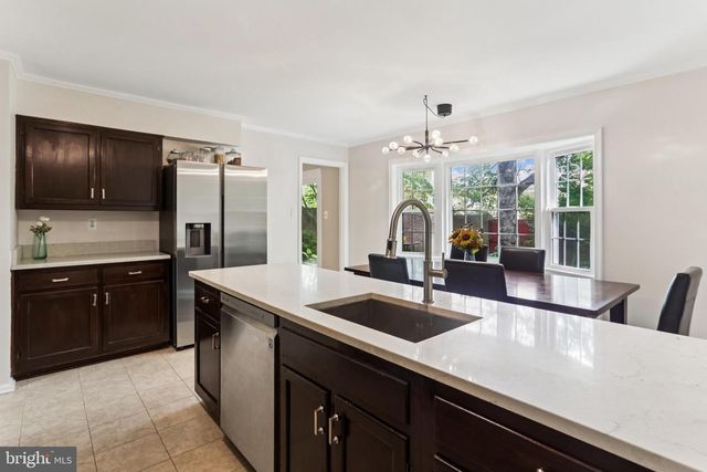 10233 GAINSBOROUGH, Potomac, MD 20854