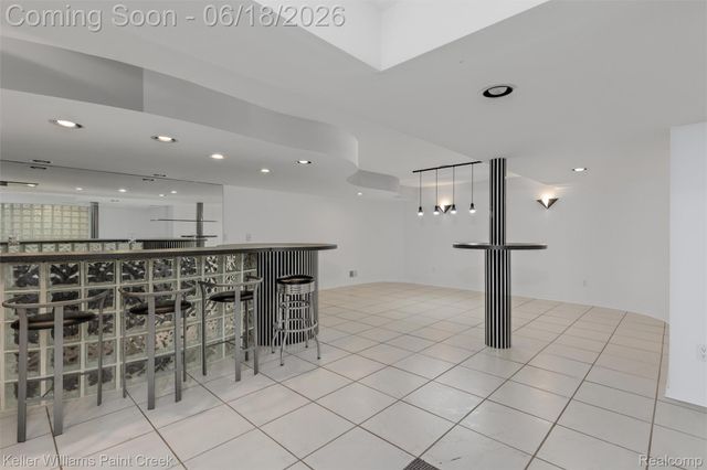 25626 Gina Court, Novi, MI 48374