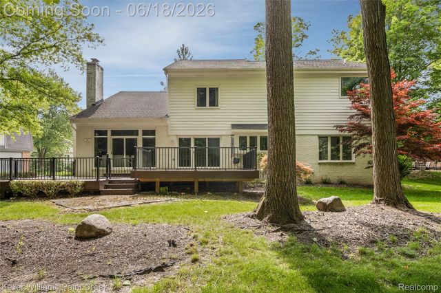 25626 Gina Court, Novi, MI 48374