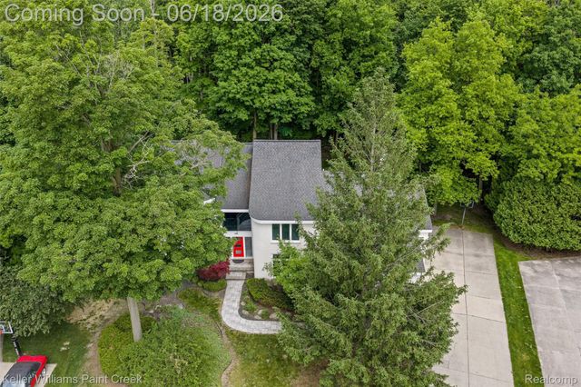 25626 Gina Court, Novi, MI 48374