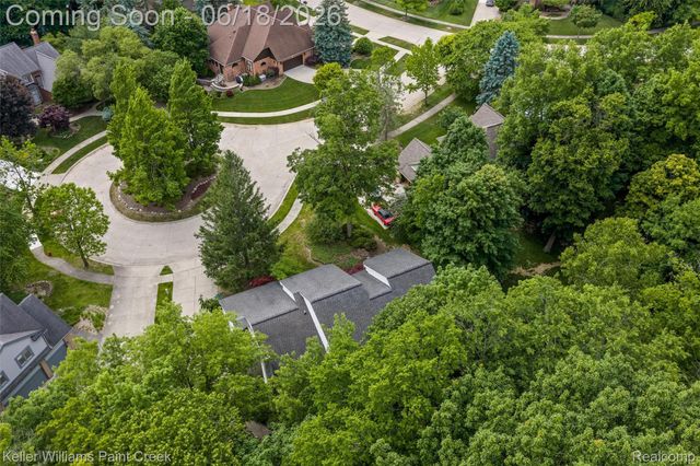25626 Gina Court, Novi, MI 48374