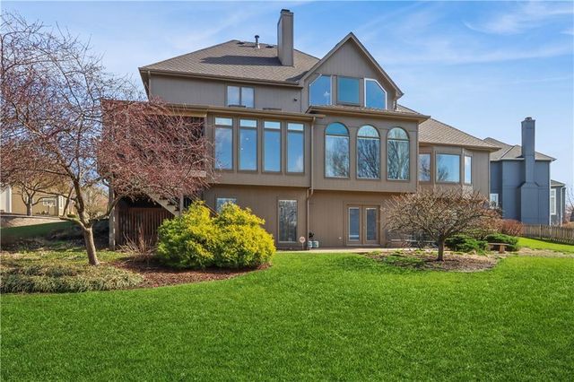 12827 Noland Street, Overland Park, KS 66213