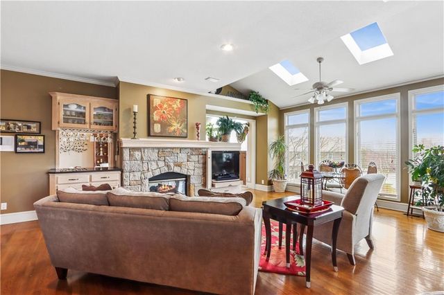 12827 Noland Street, Overland Park, KS 66213