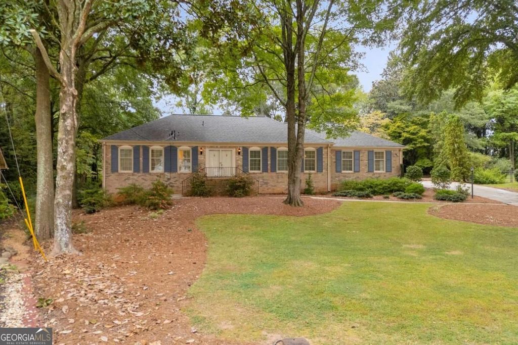 400 Pine Forest Drive, Lawrenceville, GA 30046 — photo 2
