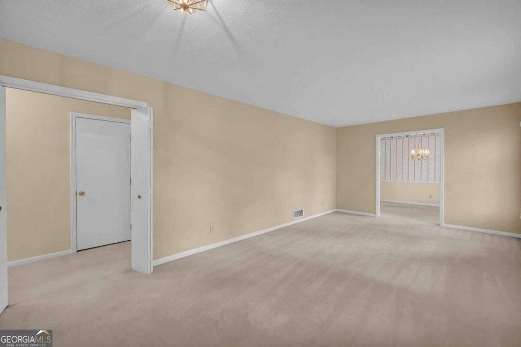 400 Pine Forest Drive, Lawrenceville, GA 30046 — photo 4