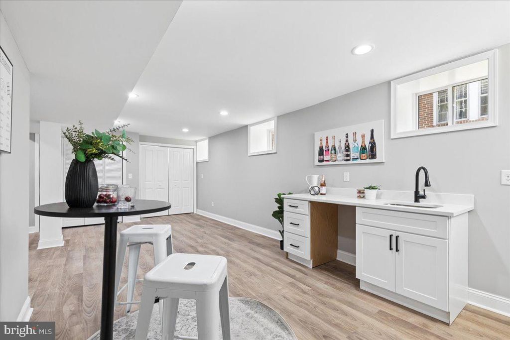 Image 19 of property listing at 1315 LAKESIDE AVE, Baltimore, MD 21218