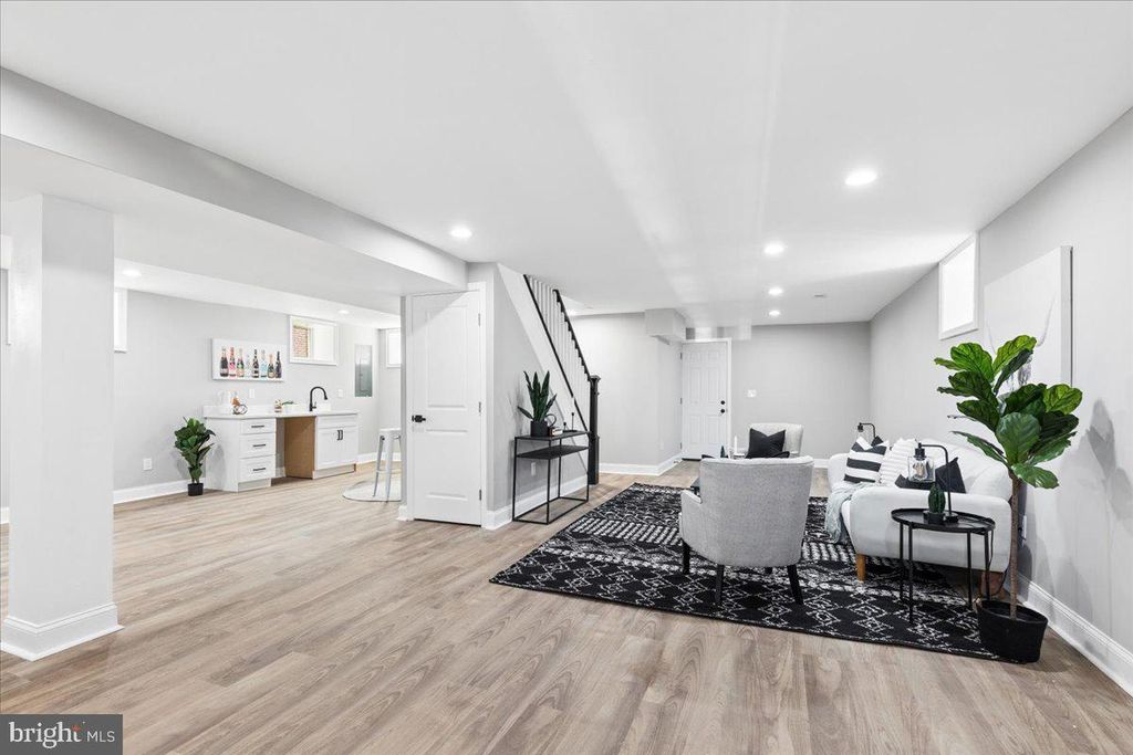 Image 26 of property listing at 1315 LAKESIDE AVE, Baltimore, MD 21218