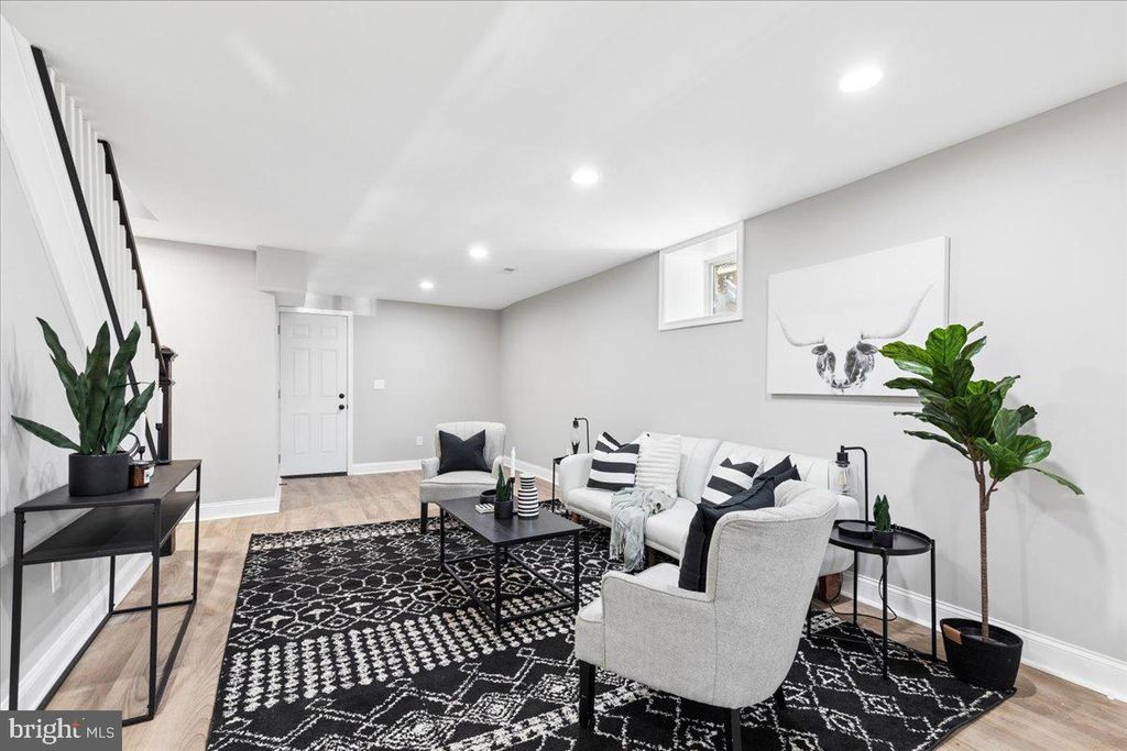 Image 28 of property listing at 1315 LAKESIDE AVE, Baltimore, MD 21218