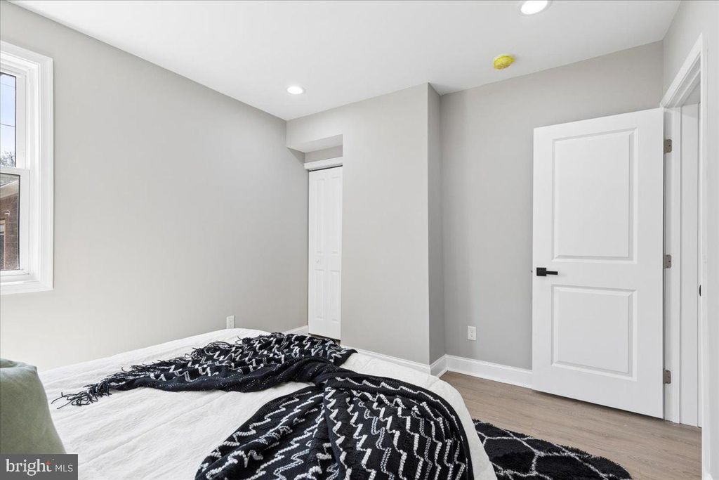 Image 35 of property listing at 1315 LAKESIDE AVE, Baltimore, MD 21218