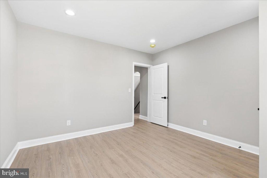 Image 40 of property listing at 1315 LAKESIDE AVE, Baltimore, MD 21218